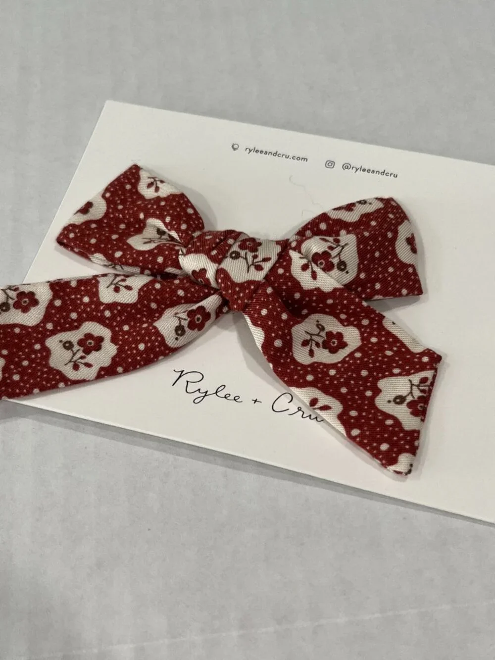 Girl - NWT - Rylee + Cru Bow in Ruby Fleur